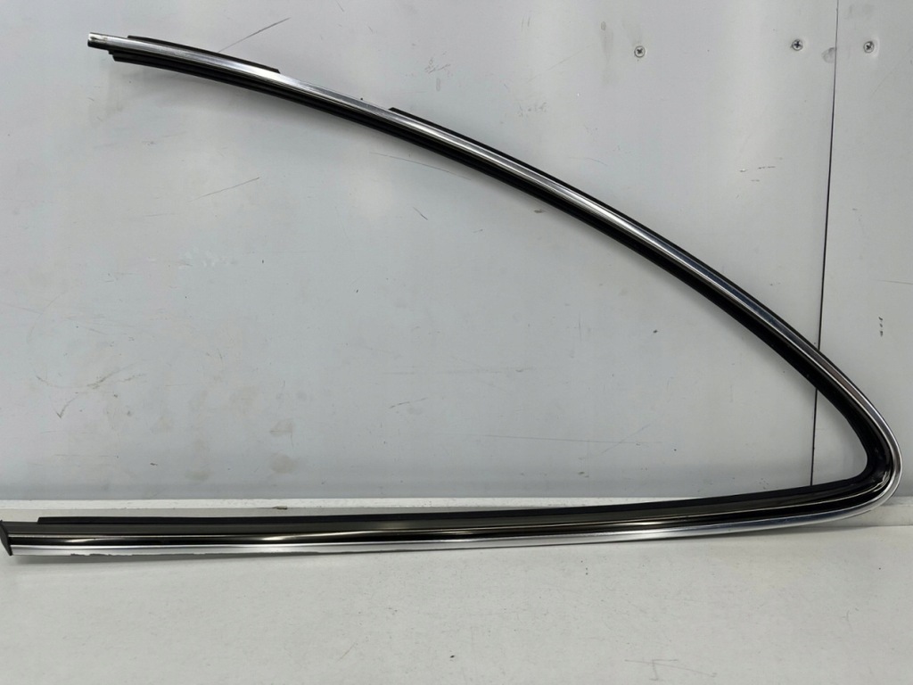 фото №16, Молдинг mercedes clk w208 c208 97-02r. левая задняя накладка декоративная стекло
