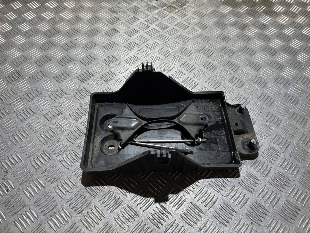 Купити Основа акумулятор mazda cx-5 2 kf 17-