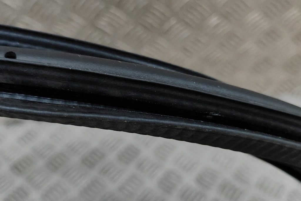 фото №5, Skoda scala передняя левая прокладка дверь резиновый 657867365b 2021 23991014