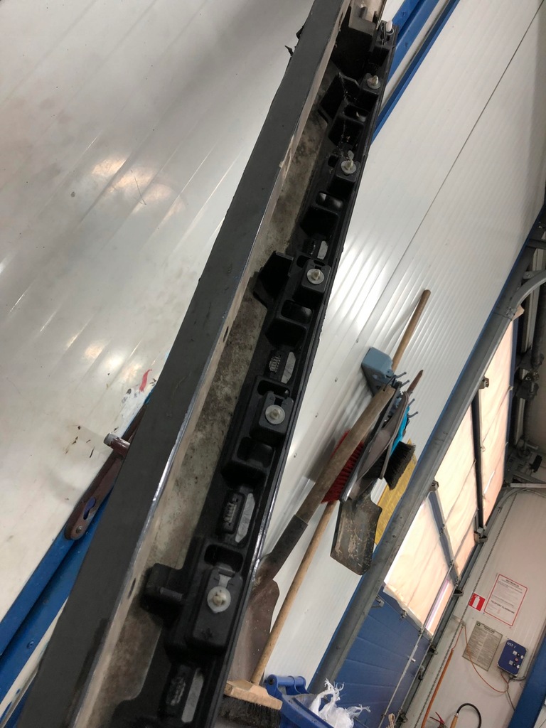 фото №13, Jaguar xf x260 2015- молдинг поріг права gx63-101d56-a