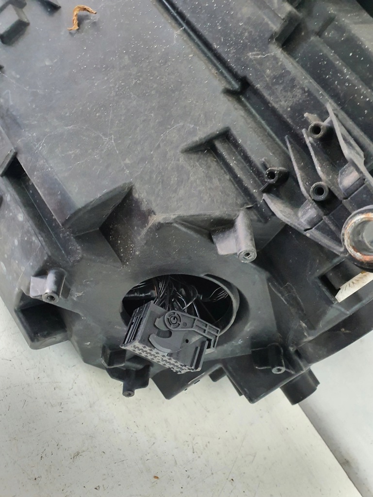 фото №8, Skoda karoq правая лампа перед full led 57b