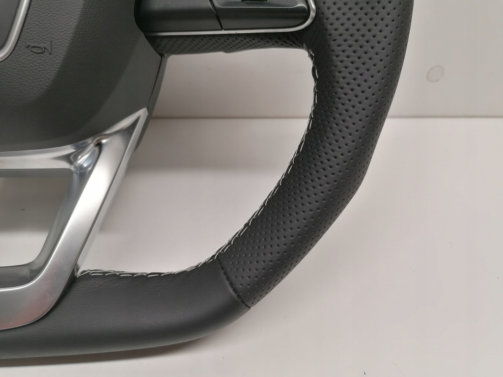 фото №5, Audi q7 q8 4m s-line воздуховод кожаный оригинал