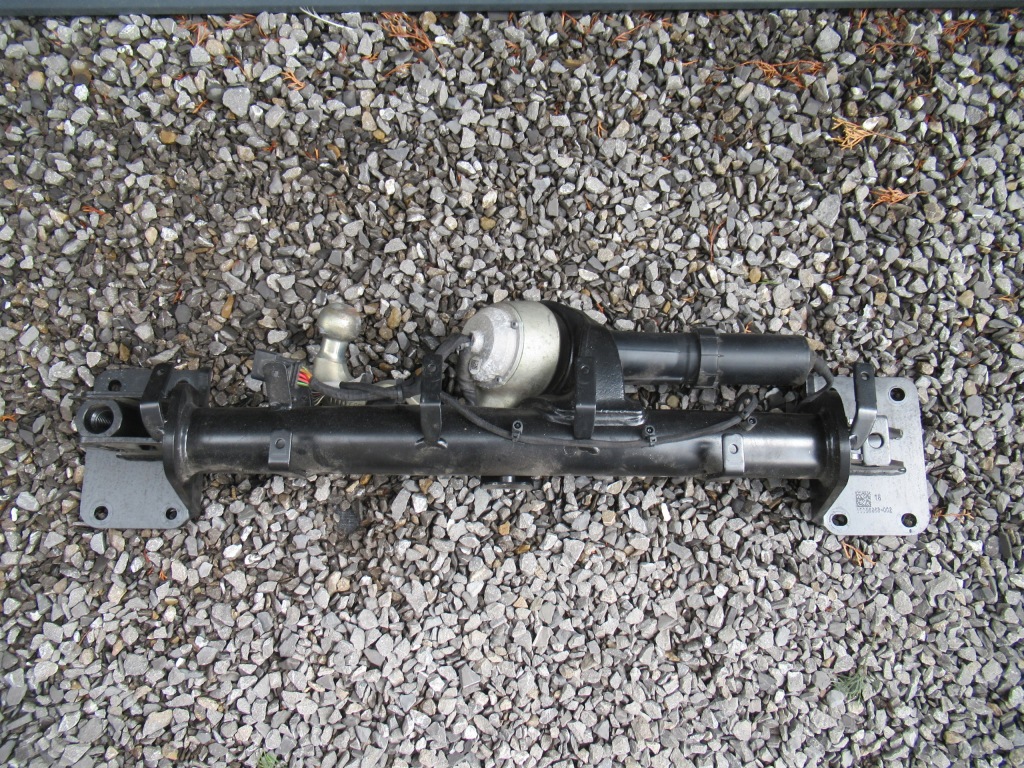 Купити Bmw ix i20 фаркоп  буксирувальний електричний 8738183