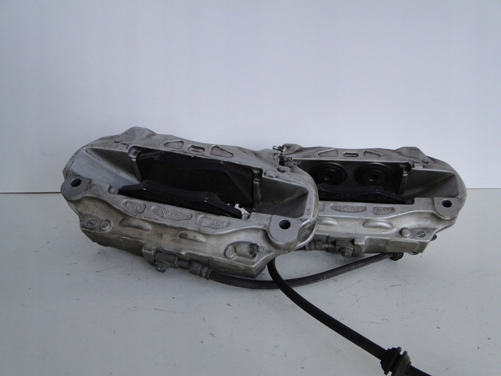 фото №12, Mercedes glb 247 x247 gla 247 h247 суппорт передний суппорты комплект 35 amg