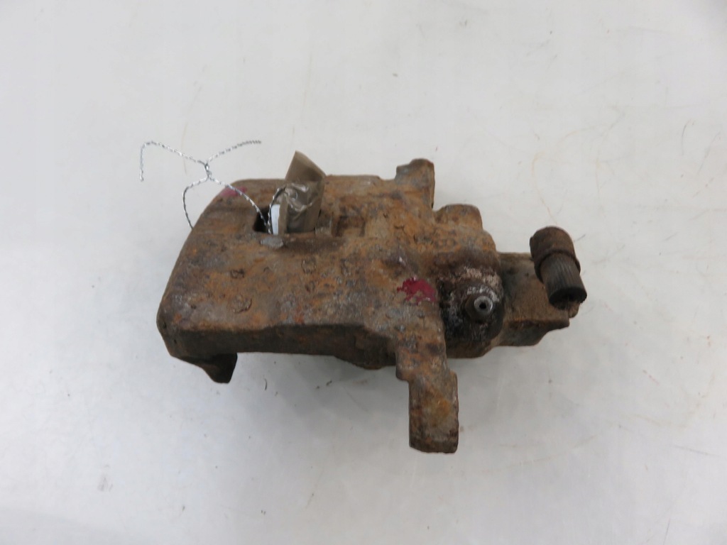 фото №5, Суппорт правый задняя subaru legacy iii