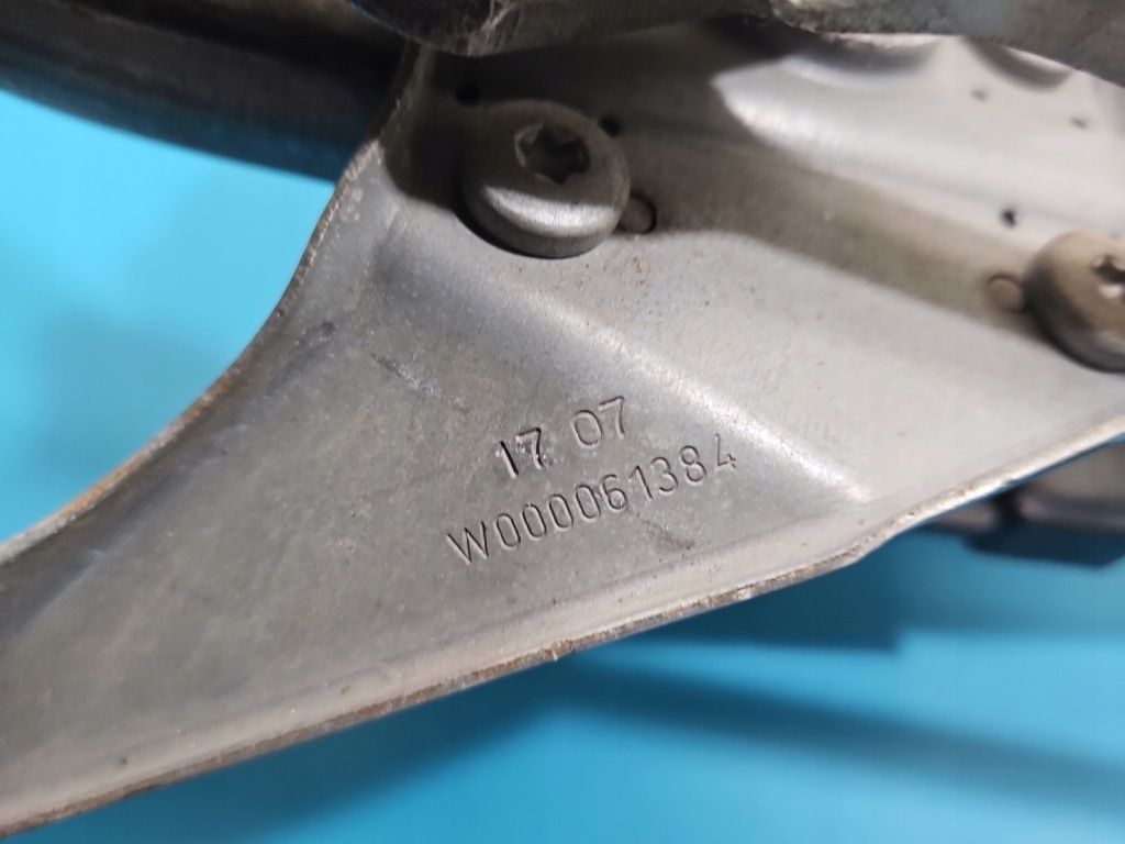 Моторчик двигатель дворник перед bmw g30 w000061428 w000061384 с Разборки