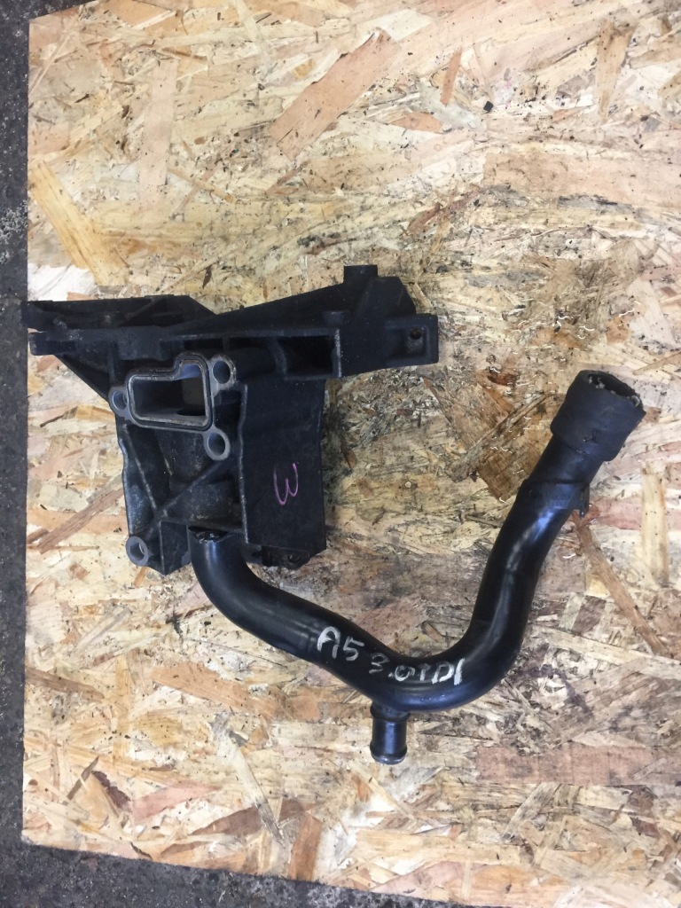 Купить A4 b8 a5 2.7 3.0 tdi кронштейн генератора 059145169ac