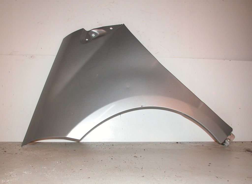 фото №1, Mercedes a-klasa w169 крила лівий сріблястий