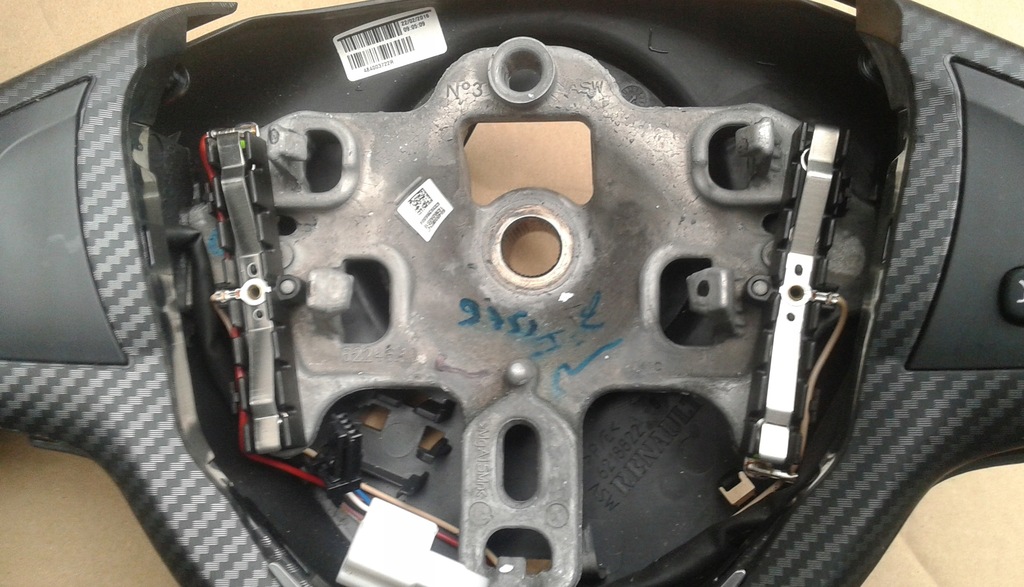 фото №11, Воздуховод карбон renault captur 1 i 13-19 484003722r