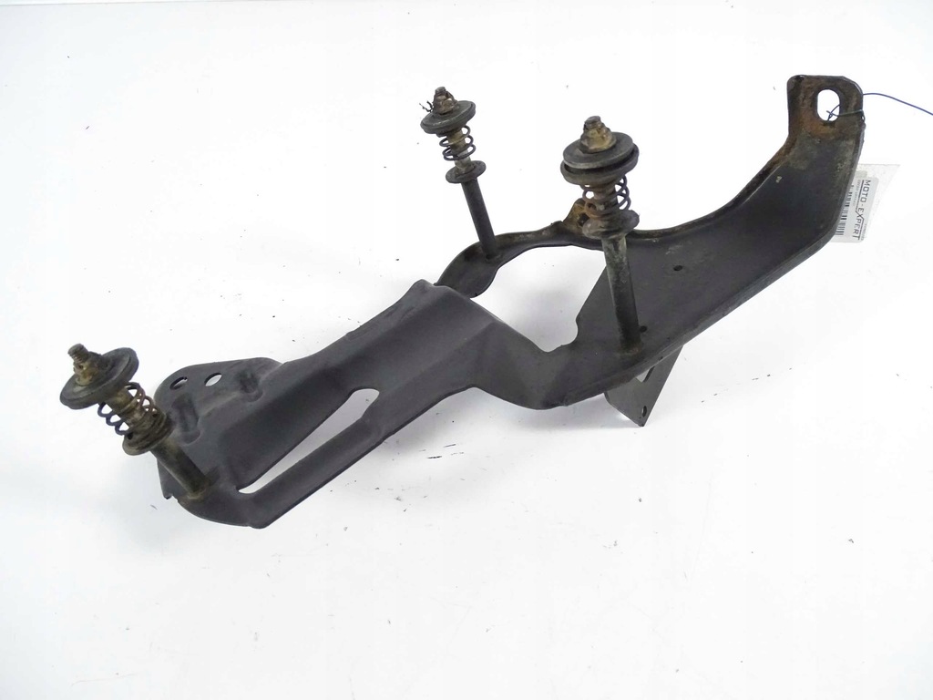 фото №1, Mercedes r klasa w251 кронштейн компрессор airmatic