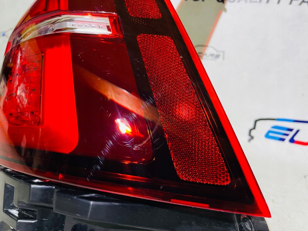 фото №4, Volvo v60 v 60 ii 2 cross country лампа права задня задня led 2018-2023 rok