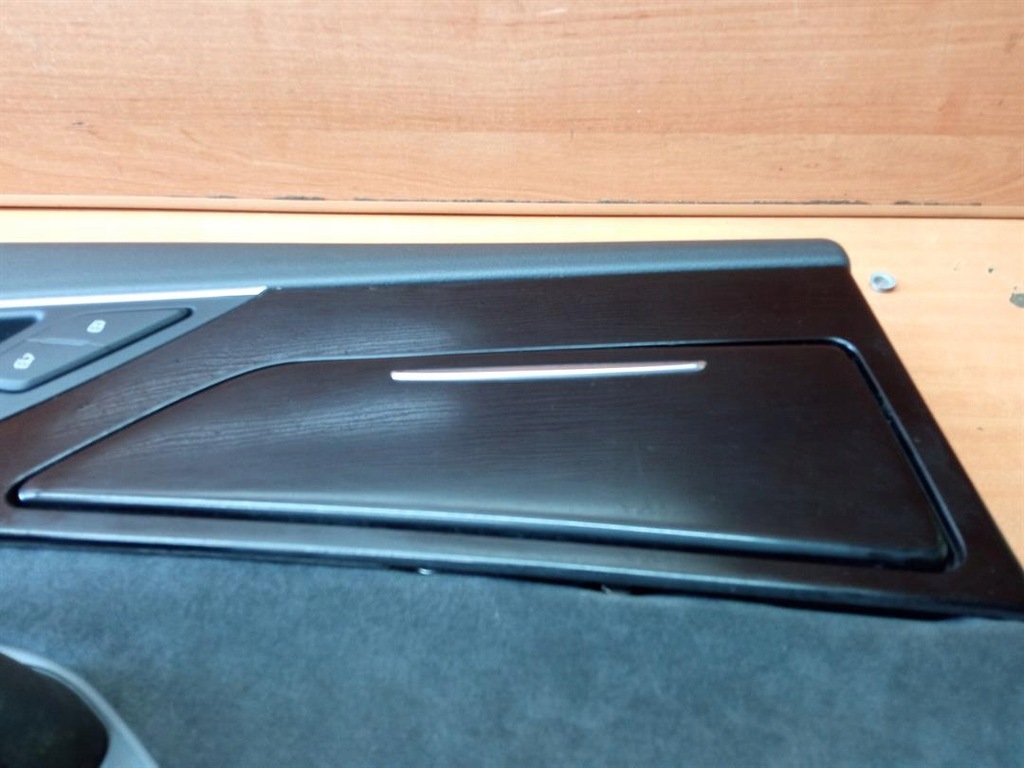 фото №6, Обшивка двері лівий задній audi a8 d4 long