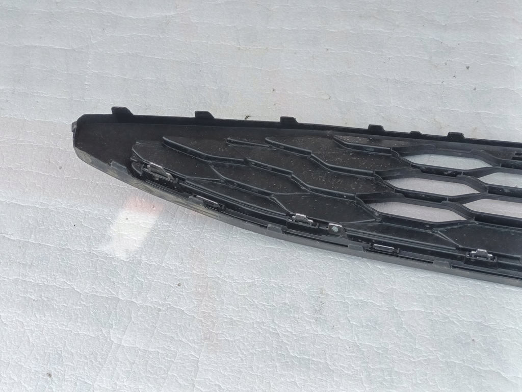 фото №9, Решётка передняя vw taigo средняя перед 2g7