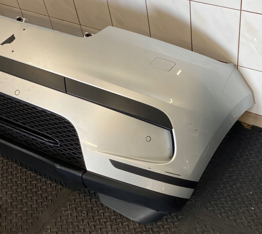 Купити Бампер перед комплектний  land rover range rover velar j8a217f775af