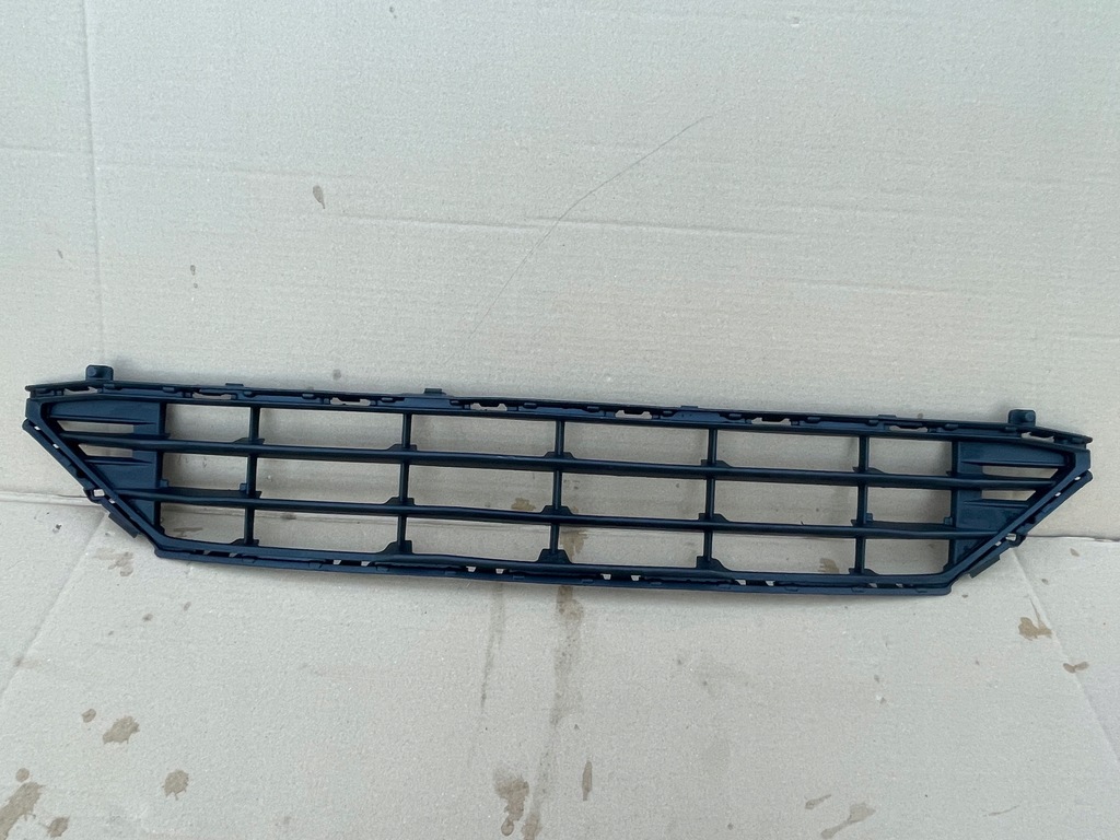фото №1, Volvo xc60 ii решітка середня перед передня