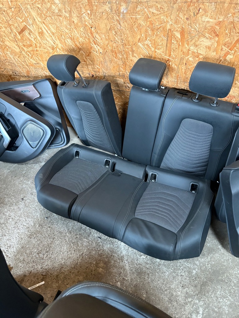 фото №6, Сидіння заднє сидіння обшивки kpl mercedes cla w118 kombi!