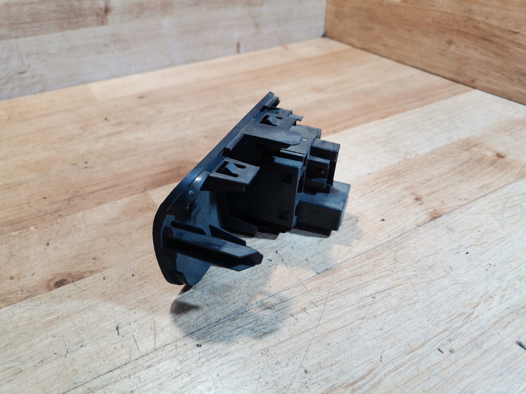 фото №12, Регулювання світла renault megane ii 8200176081