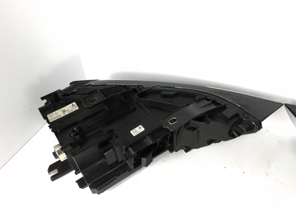 фото №12, Audi q3 8u lift лампа права ліва full led
