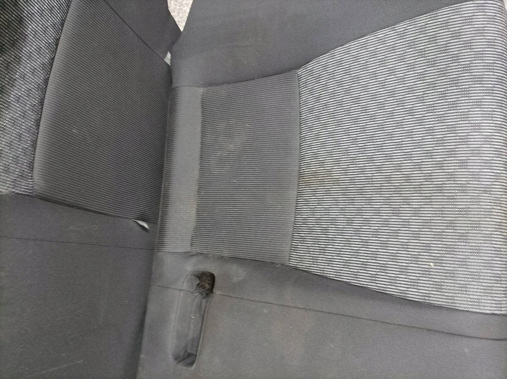 фото №10, Сидіння заднє сидіння обшивки перед 5d toyota yaris iii 2011-2020