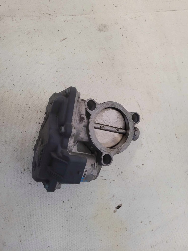 фото №1, Дроссельная заслонка bmw i3 7618838