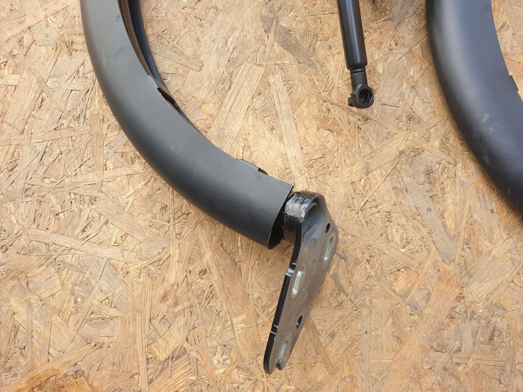 фото №11, Audi a5 8t coupe петлі кришки багажника