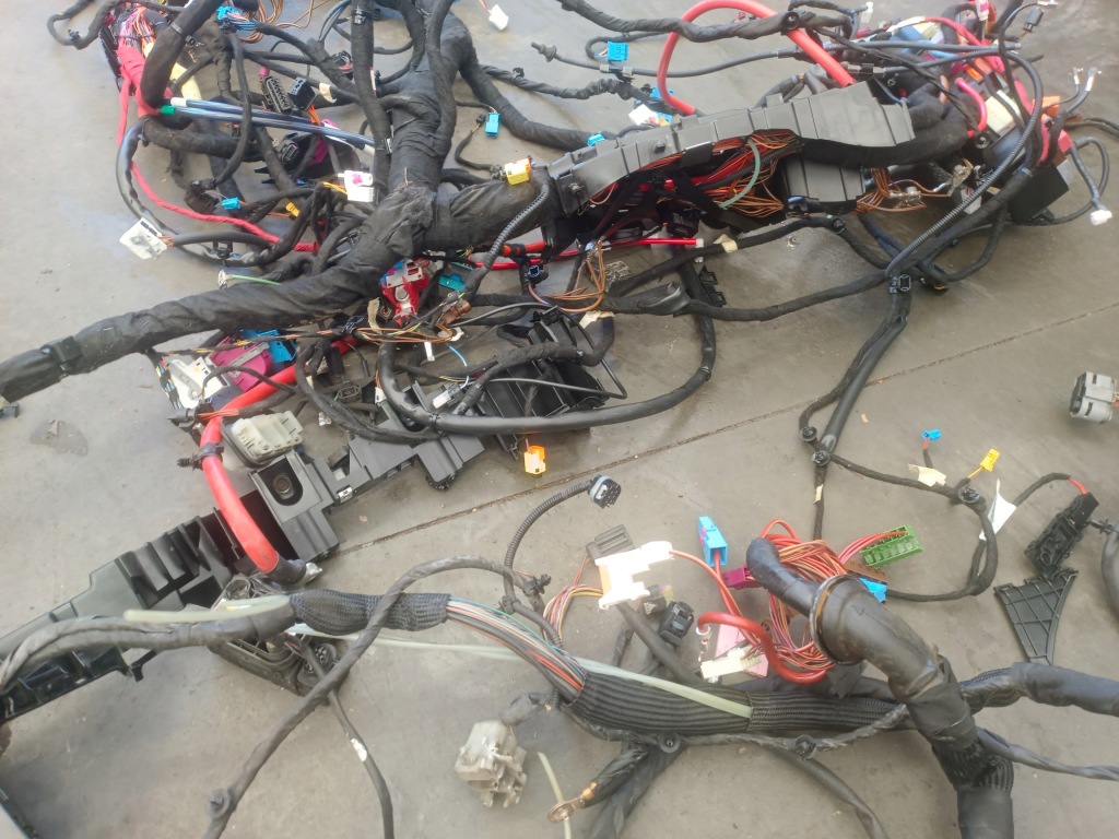 Купить Mercedes s550 w222 13-20 жгут электропроводка a2225402040 америка