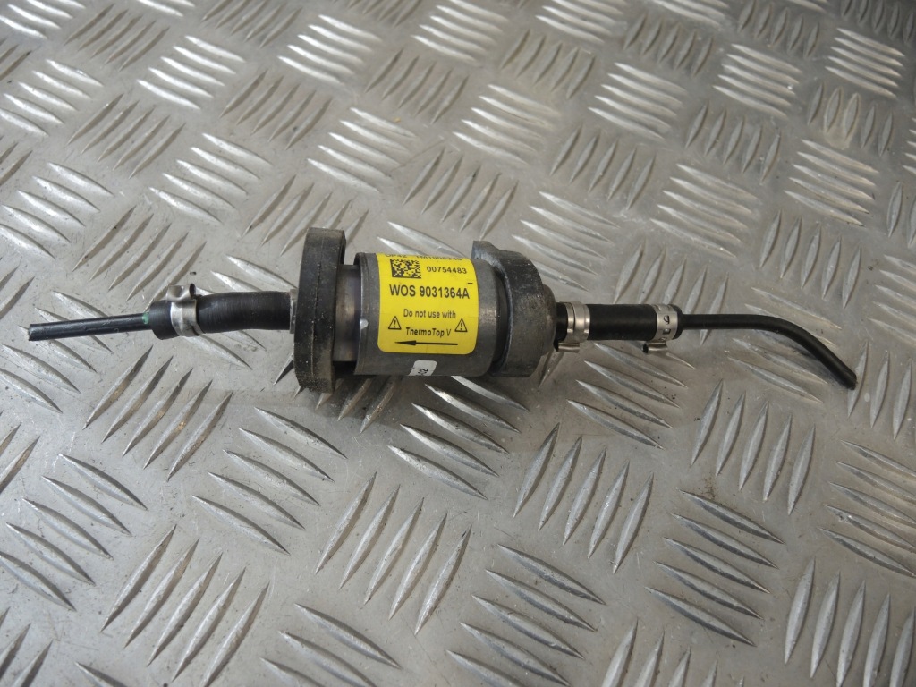 Купить Bmw 5 g30 g31 3.0xd помпа топлива webasto 9031364