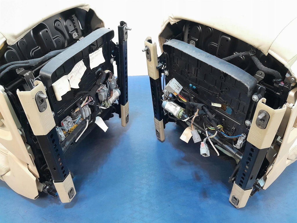 фото №12, Jaguar xf i x250 сиденья комплект обшивки кожа