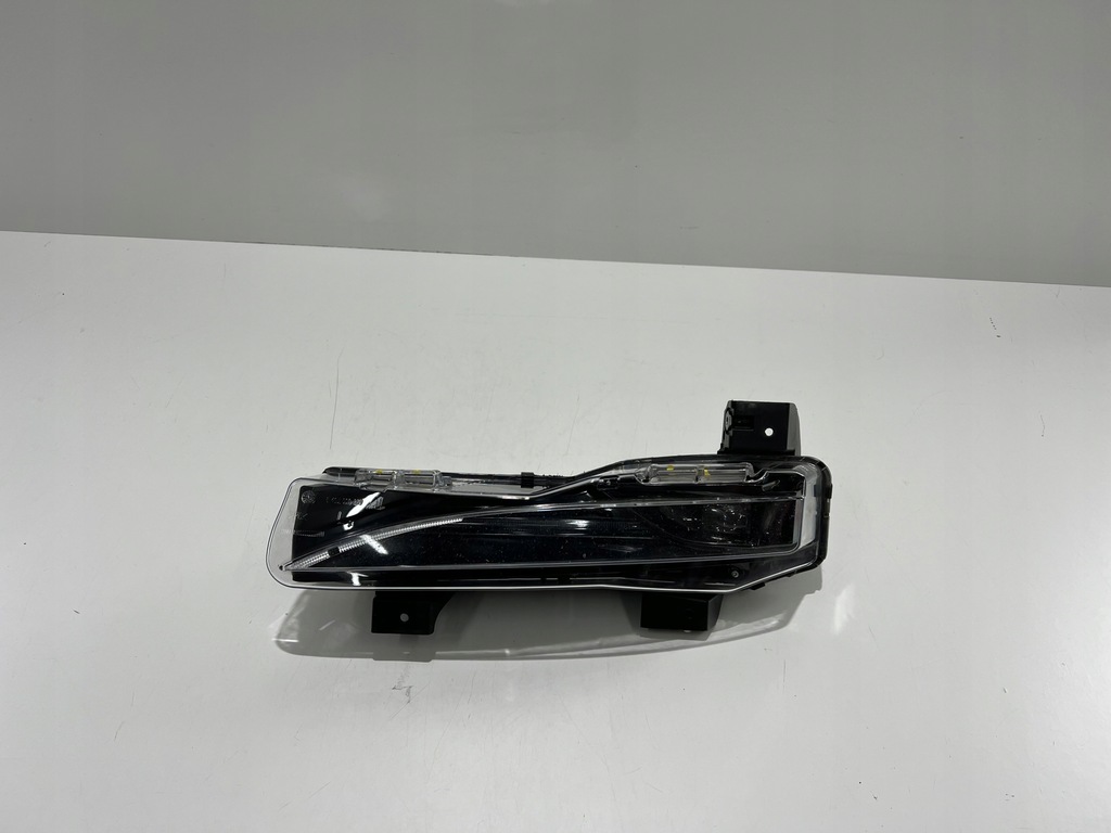 фото №1, Противотуманная фара led drl левый tesla s plaid