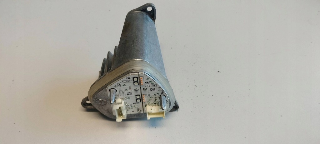 фото №1, Opel crossland x преобразователь модуль led поворотник левый перед 90112531