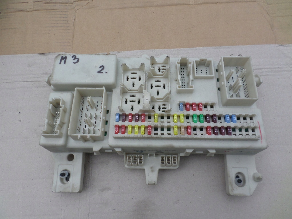 фото №1, Mazda 3 03-09 модуль bsi комфорту bs4h