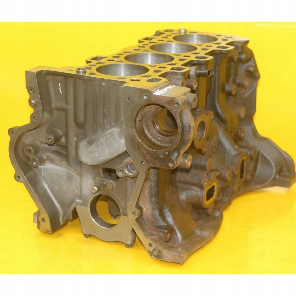 Купить Блок двигателя renault trafic 3 opel vivaro 1.6 dci би-турбо r9m 110115733r