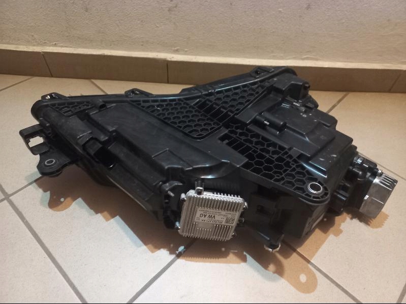 фото №13, Skoda оригинальный номер 3v1941015d лампа