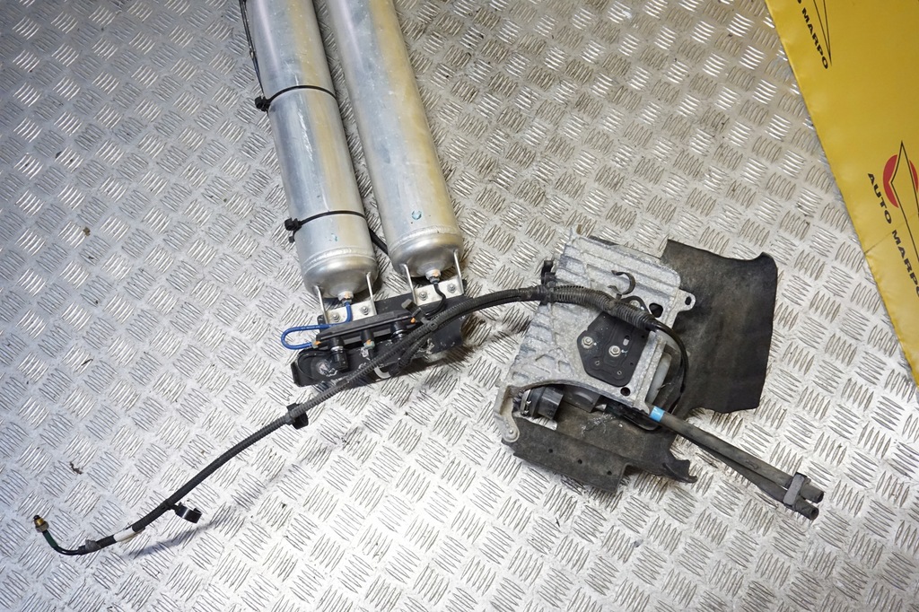 фото №8, Dodge ram 1500 2019 - бак воздуха подвеска компрессор насос задняя