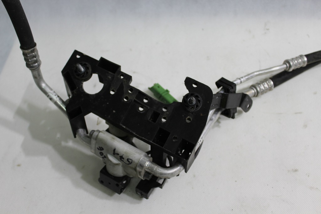 фото №10, Шланг кондиционера renault zoe #671