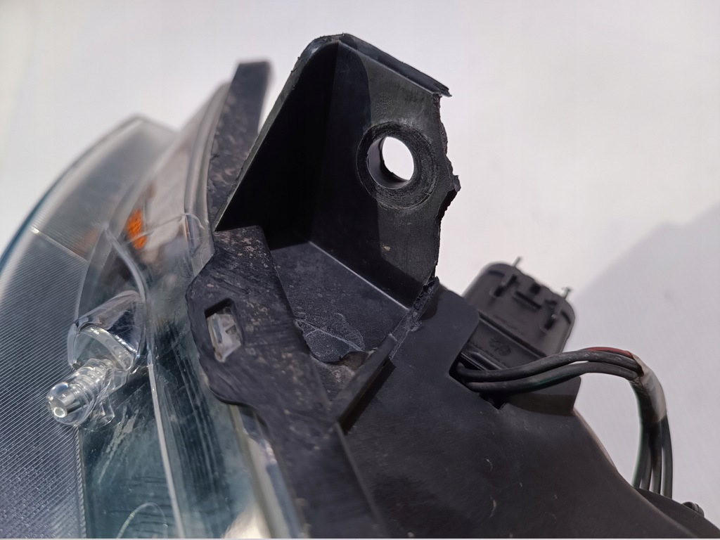 фото №11, Лампа перед передня ліва ксенон dodge charger 2011-2014