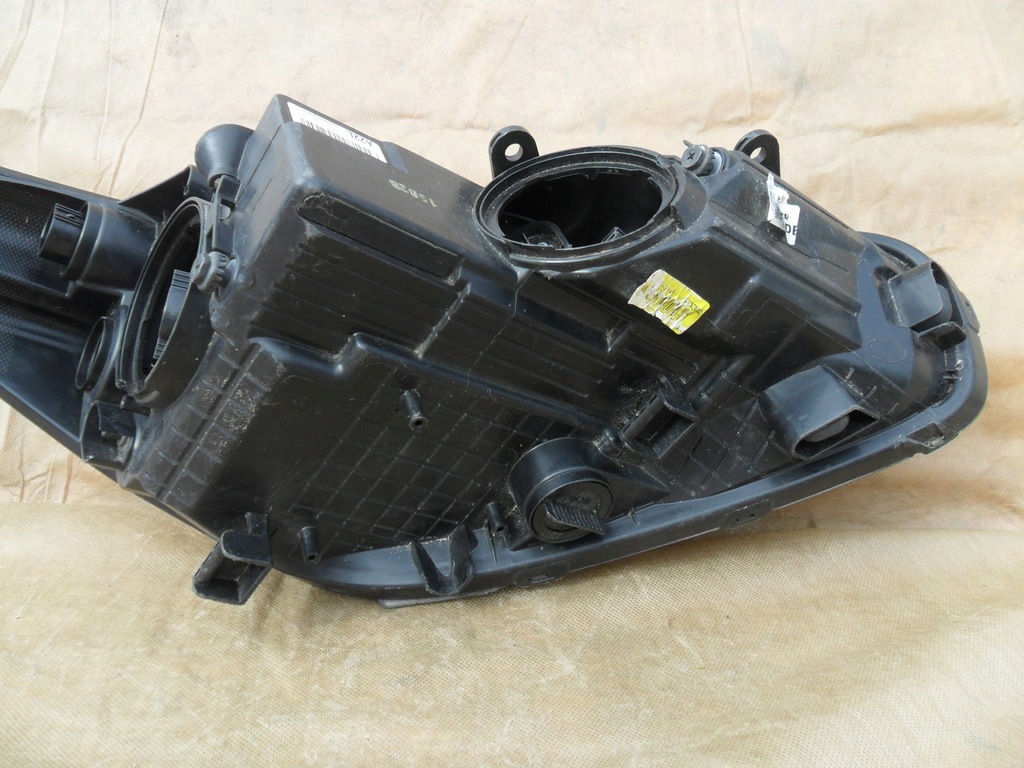 фото №12, Лампа левый перед eu 92101-a2220 kia ceed ii 2 led