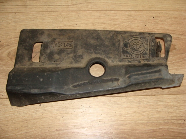 фото №1, Защита заглушка лампы левая land rover discovery 2 ii