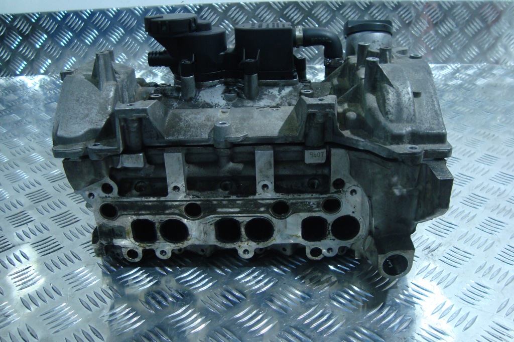 фото №1, Головка комплектная валы rozrozrządu 1,3 did mitsubishi colt 04-12