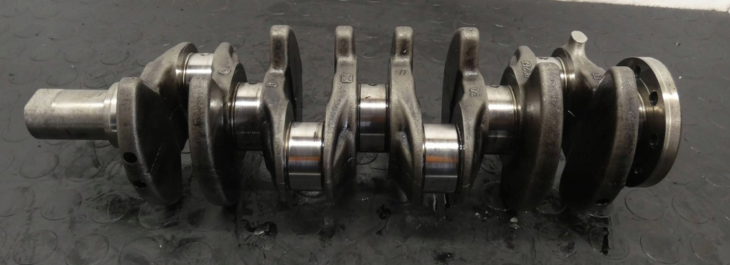 Wał колінчастий renault trafic 3 qashqai vivaro b 1,6 dci r9m 8026r Недорого