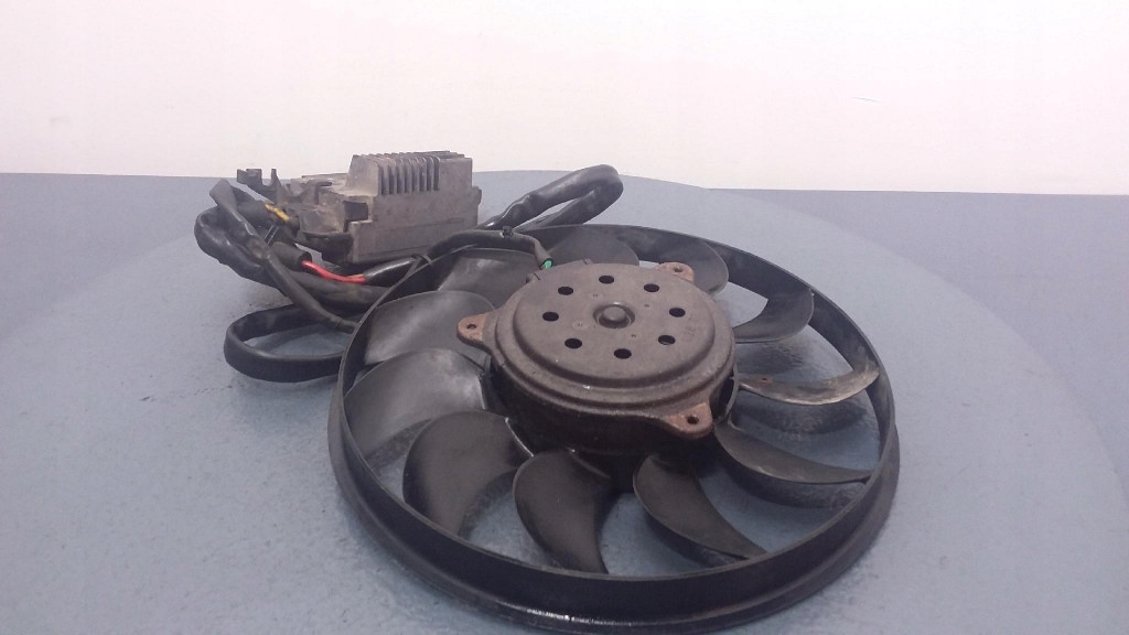 фото №4, Audi a4 b6 1.9 tdi вентилятор радіатора модуль вентилятора 8e0959501f