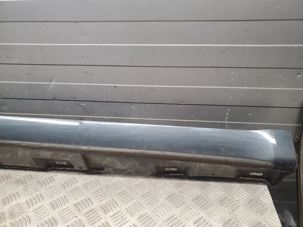 Купить Audi a5 2019 правый  сторона порог