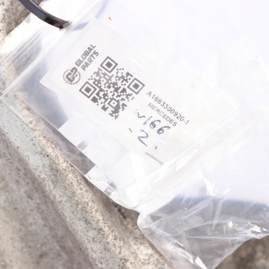 Mercedes ml w166 4matic поворотный кулак передняя левая a1663300920 Цена