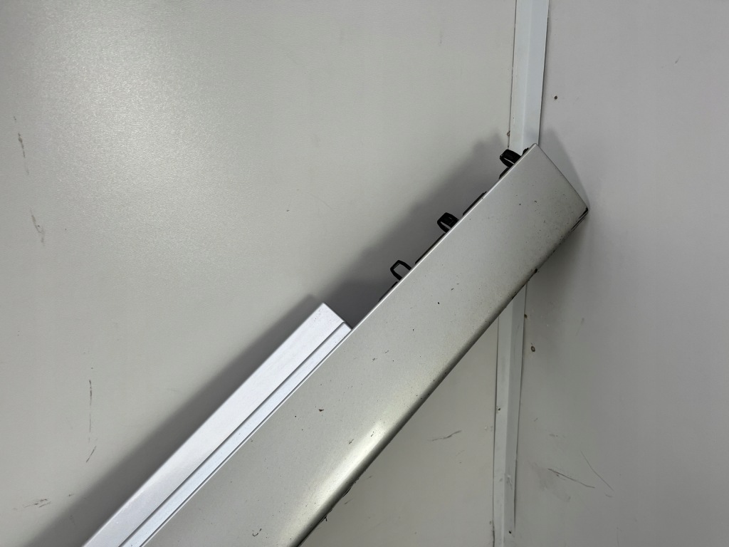 фото №7, Молдинг порог правая 7237080 bmw 5 f10 f11