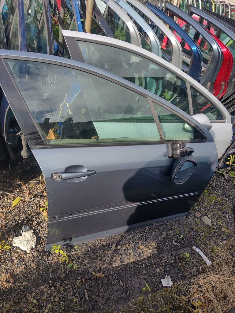 фото №1, Дверь правый перед peugeot 407 серые