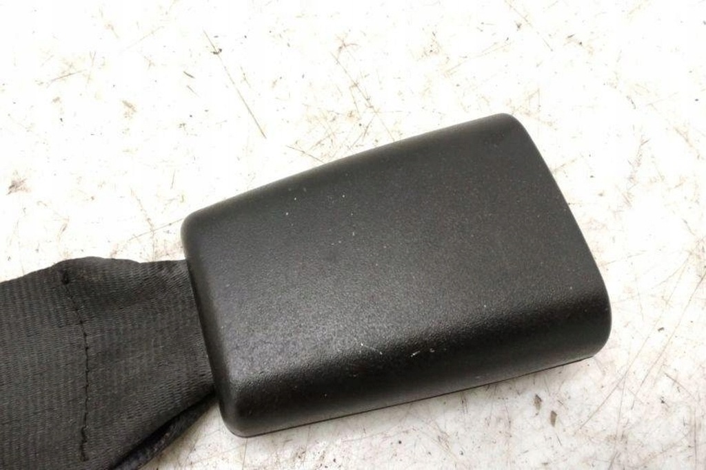 фото №7, Пряжка заднього правого сидіння alfa romeo gt 937_ 10447090 1.9l дизель