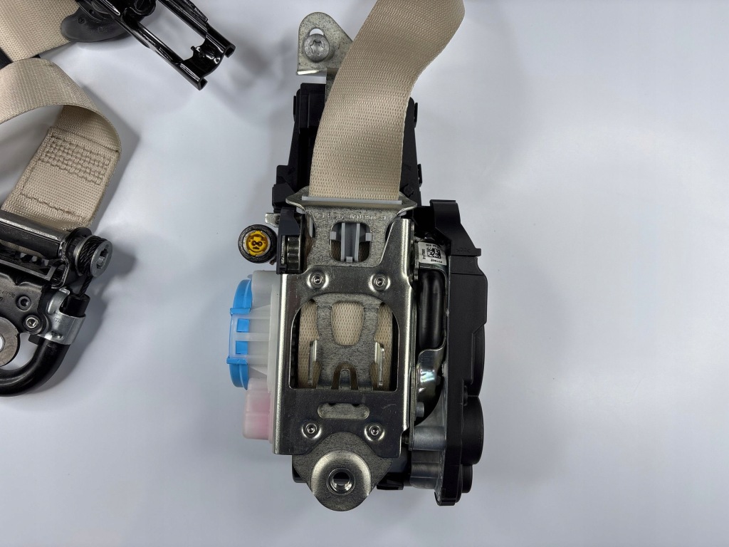 2022 mercedes-benz gls x167 передний ремень безопасности 3107708al с Разборки