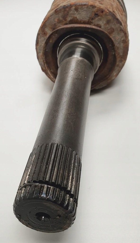 фото №5, Приводной вал правая правый задняя discovery iv l319 2.7 v6 d