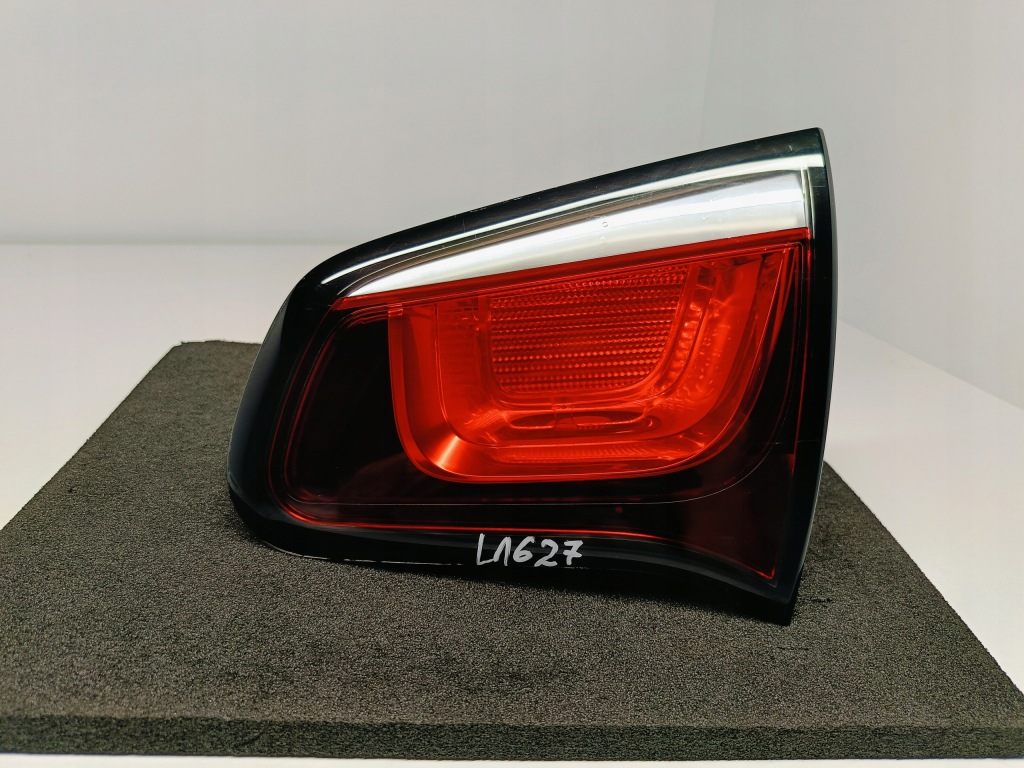 фото №1, Citroen c3 ii lift 13- відбивач лампа кришки багажника правий задня 9803934280