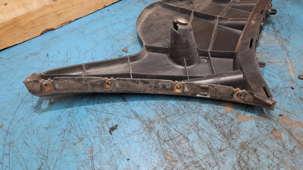 фото №4, Направляющая бампера задняя левый volvo v60 10-18r